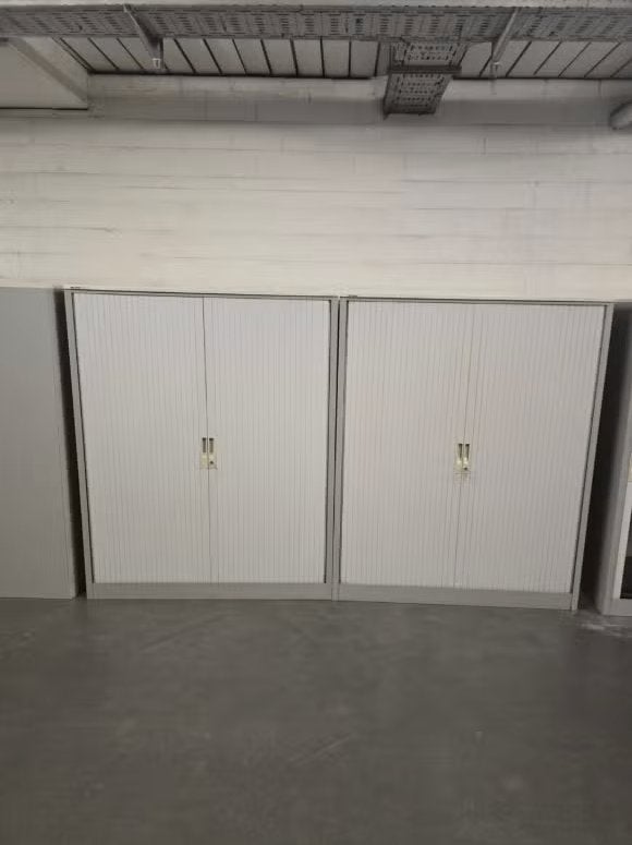 Professionele metalen kasten met schuifdeur 150x120x45