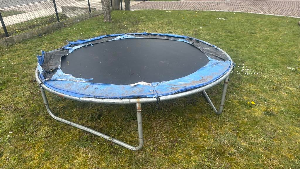 Gratis trampoline,, Enlèvement, Comme neuf