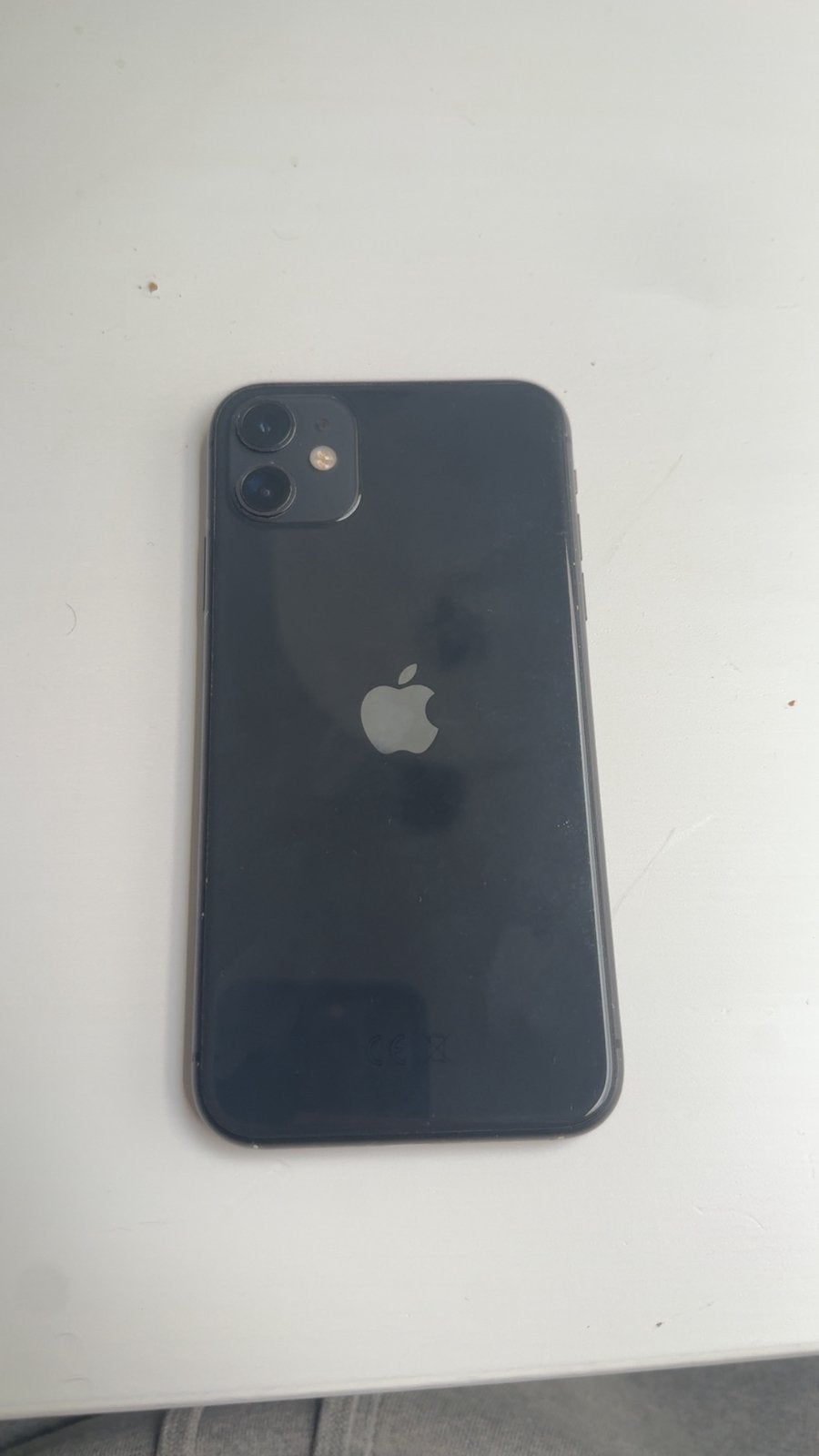 Iphone 11 128gb enkel voorglas barst, Telecommunicatie, Mobiele telefoons | Huawei, Ophalen, Zo goed als nieuw