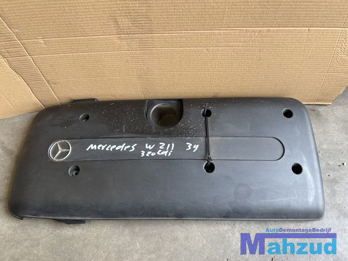 MERCEDES E-klasse w211 3.2 cdi Motorbescherm plaat 2002-2009, Autos : Pièces & Accessoires, Mercedes-Benz AG, Mercedes-Benz, Utilisé