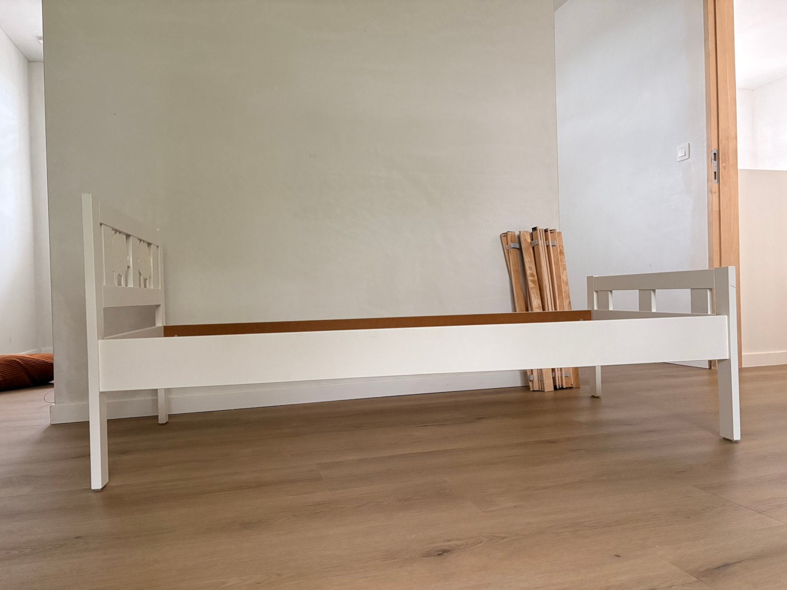 Peuterbed met lattenbodem (Ikea), Kinderen en Baby's, Ophalen, Zo goed als nieuw, Matras