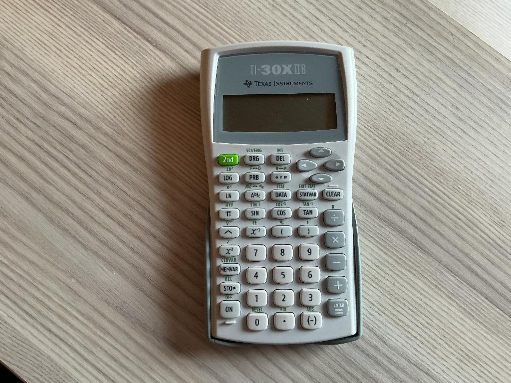 Calculatrice scientifique Texas Instruments TI-30XIIB, Divers, Calculatrices, Enlèvement