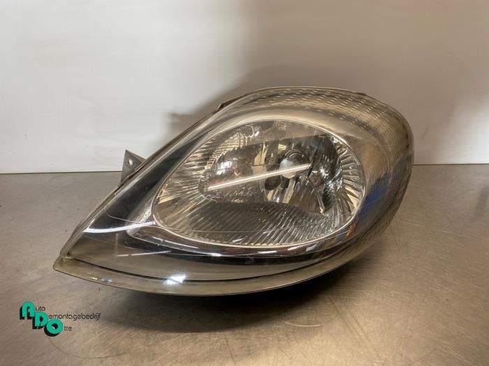 Phare gauche d'un Opel Vivaro (Vivaro 01-), -, Opel, 3 mois de garantie, Utilisé