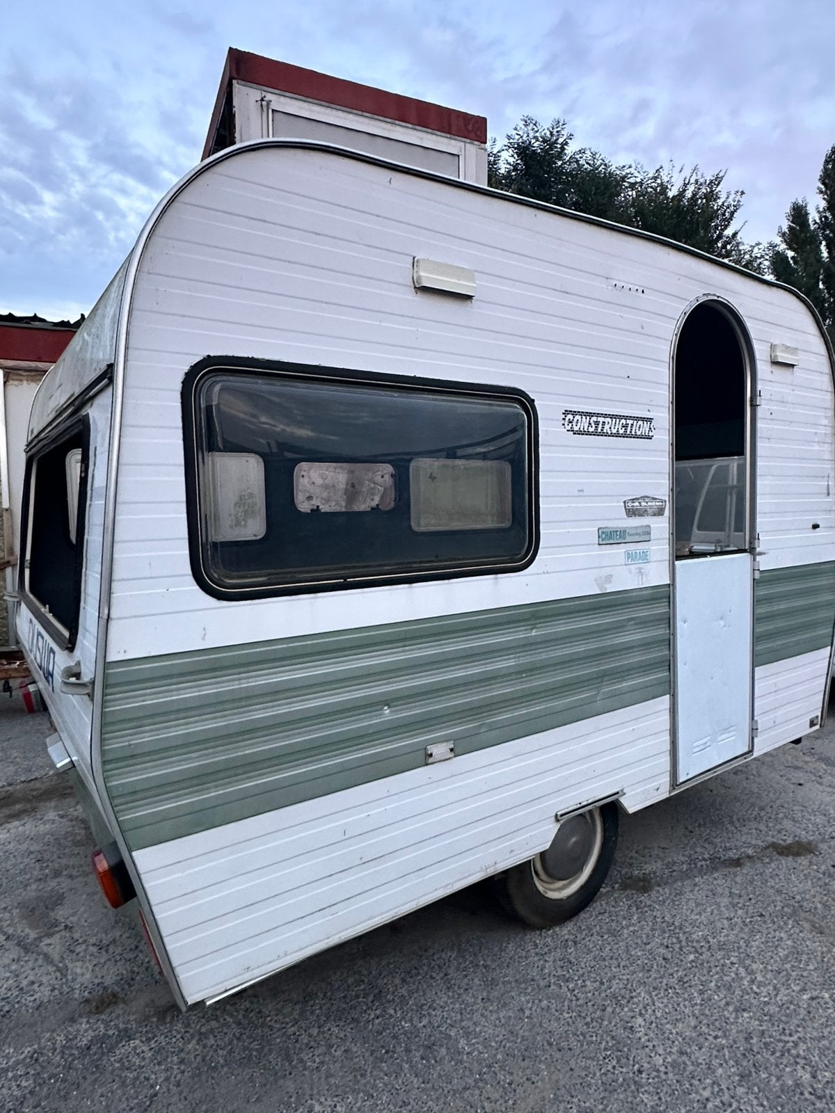 Projet de caravane Chateau Touring 320 1976 750kg, Enlèvement, Utilisé
