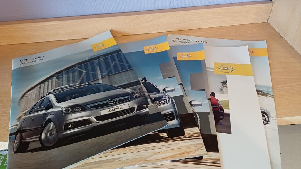 Diverse autobrochures, Ophalen of Verzenden, Zo goed als nieuw, Algemeen