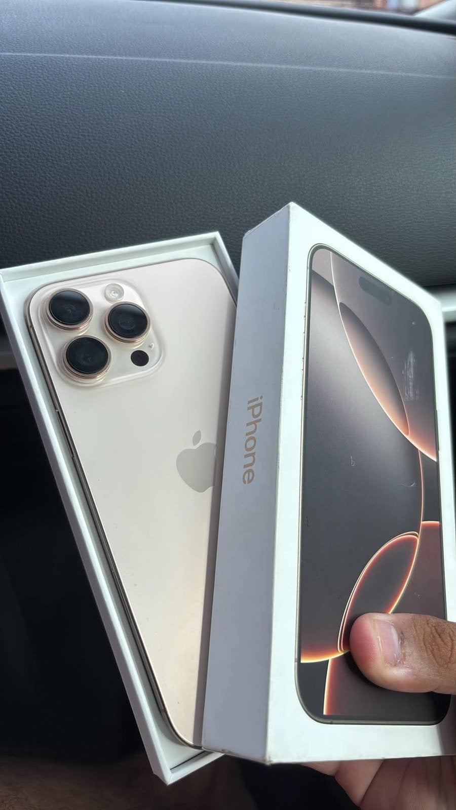 ÉCHANGE iPhone 16 Pro Max contre iPhone 17 Pro, Enlèvement, Comme neuf