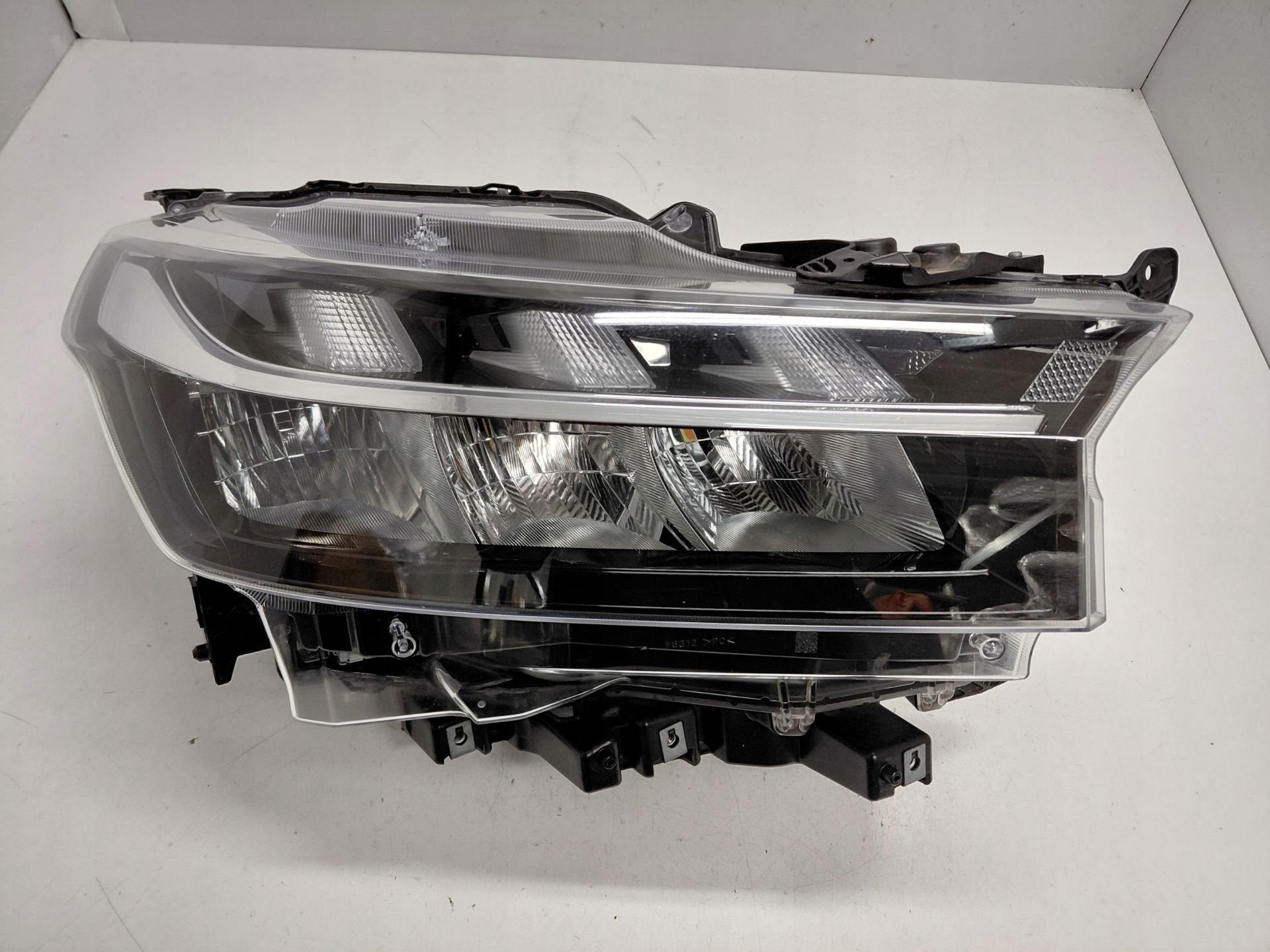 Suzuki SX4 S-Cross II Koplamp Rechts SX4, Auto-onderdelen, Gebruikt, Info@suzuki.co.jp, Takatsuka-cho, Chuo-ku 300
432-8611  Hamamatsu
