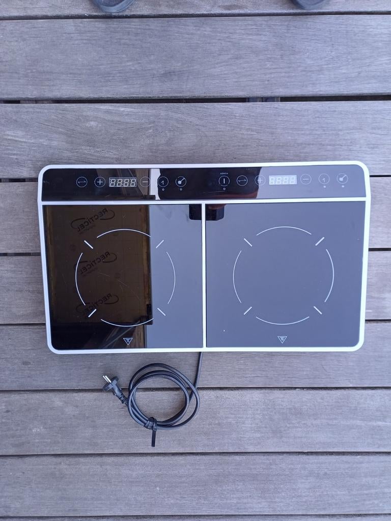 Plaque cuisine induction, Electroménager, Tables de cuisson, Comme neuf, Autoportant, 3 zones de cuisson ou moins, Enlèvement