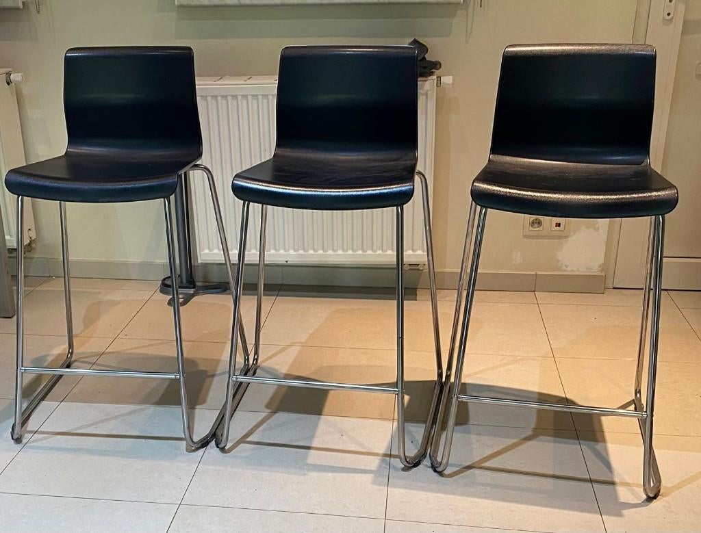 Hoge bartafel + 3 hoge barstoelen, Ophalen, Zo goed als nieuw