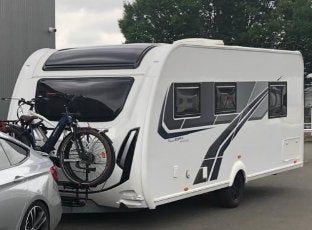 Caravane Caravelair Allegra Optima 560, 2021, lit central,, Caravanes & Camping, Panneau solaire, Particulier, Lit dans la longueur