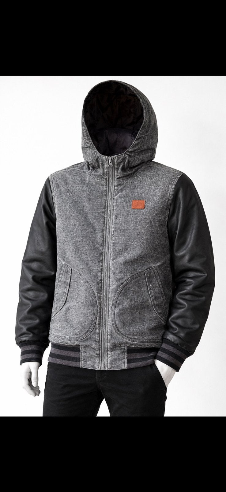 Veste VANS noire et grise. 13/14 ans., Enfants & Bébés, Enlèvement ou Envoi, Utilisé, Garçon ou Fille, Pull ou Veste