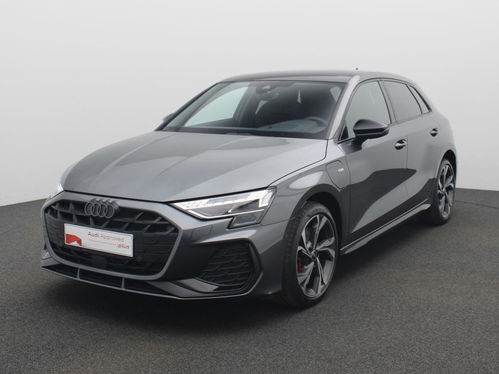 Audi A3 Sportback PHEV A3 Sportback PHEV 45 TFSI e Competiti, Auto's, Hybride Elektrisch/Benzine, 9 g/km, Zilver of Grijs, Stadsauto