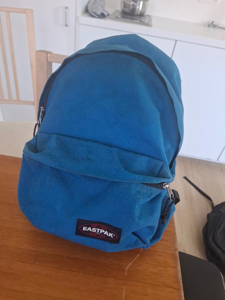 Bleu Eastpak, Eastpak, 30 à 45 cm, Enlèvement, Utilisé