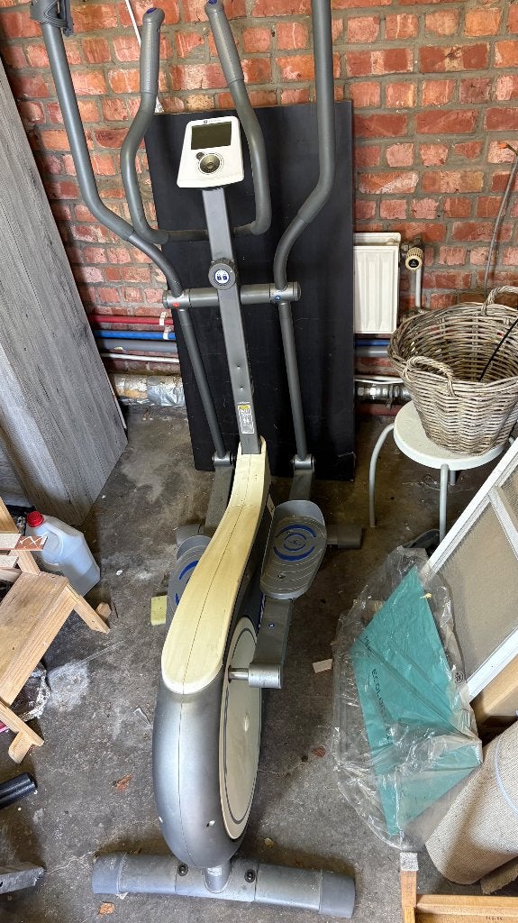 Domyos crosstrainer, Sport en Fitness, Fitnessapparatuur, Ophalen, Gebruikt, Overige materialen, Crosstrainer