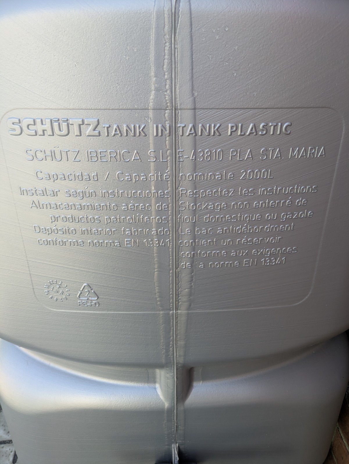 mazouttank/dieseltank in kunststof 2000l, Ophalen