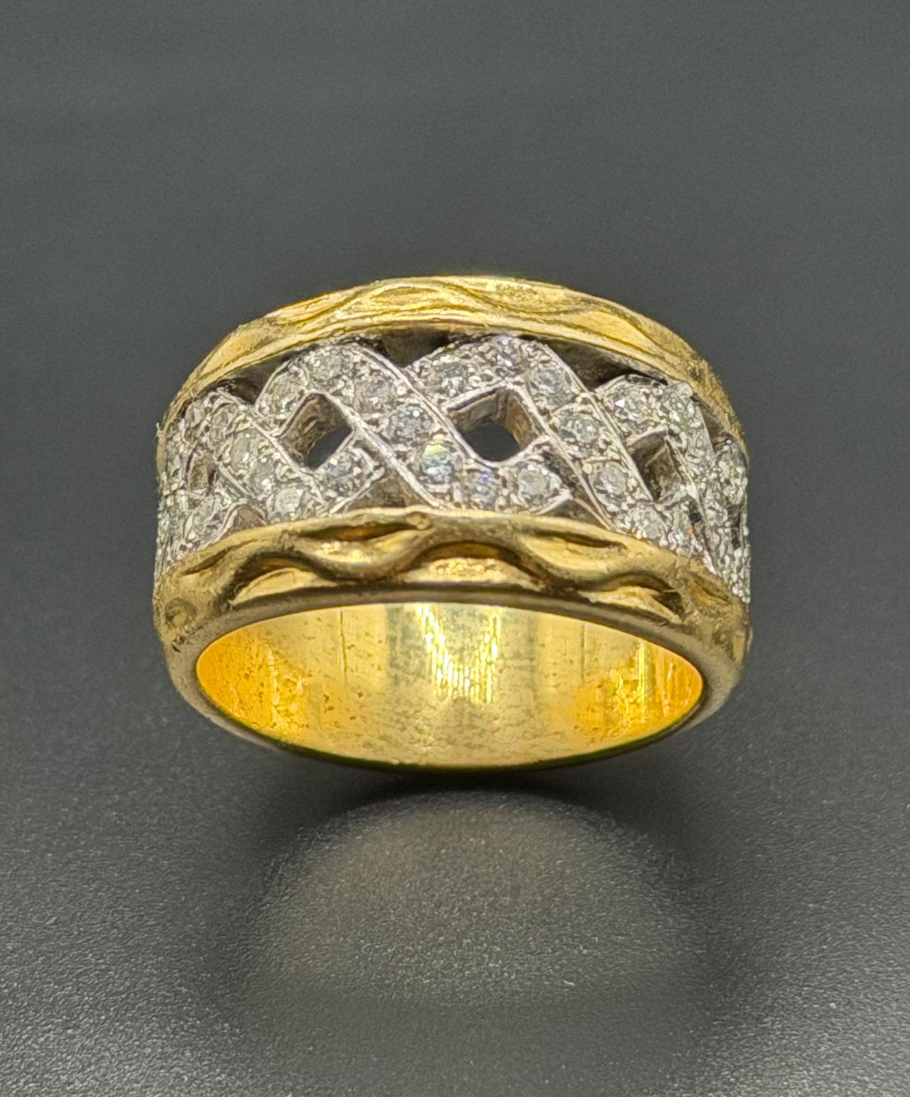 Unieke 18K gouden ring 15gr met natuurlijke diamant- 18,2mm, 18 tot 19, Geel, Ophalen of Verzenden, Dame of Heer