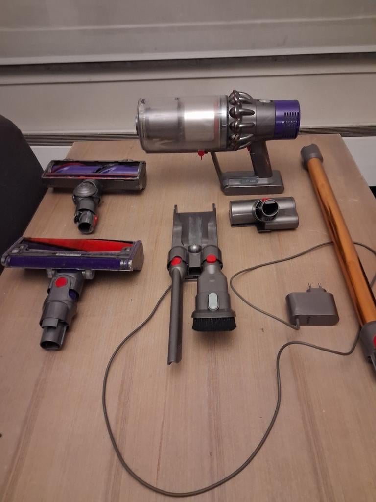 Dyson v12 goede staat, Electroménager, Aspirateurs, Enlèvement, Dyson