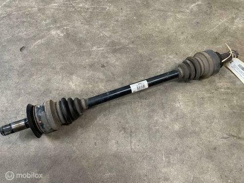 Aandrijfas linksachter  BMW 1-serie F20 118i 33207629301, Gebruikt, Ophalen of Verzenden, BMW, BMW
