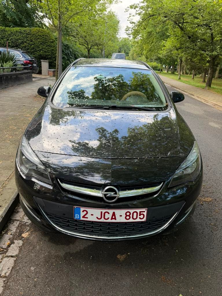 Opel astra sport tourer 1.4   2013, Auto's, Euro 5, Zwart, Zwart, Particulier