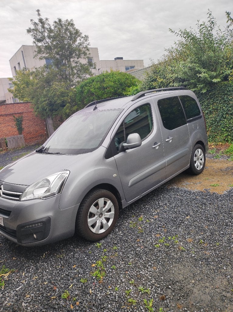 Mooie Citroën Berlingo met kids pack, Voorwielaandrijving, Dealer onderhouden, Stof, Euro 6
