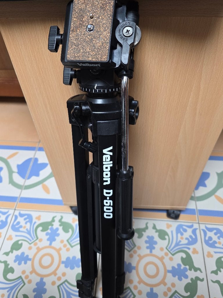 Statief Velbon D-600, TV, Hi-fi & Vidéo, Photo | Trépieds & Rotules, 150 à 175 cm, Velbon, Enlèvement, Utilisé