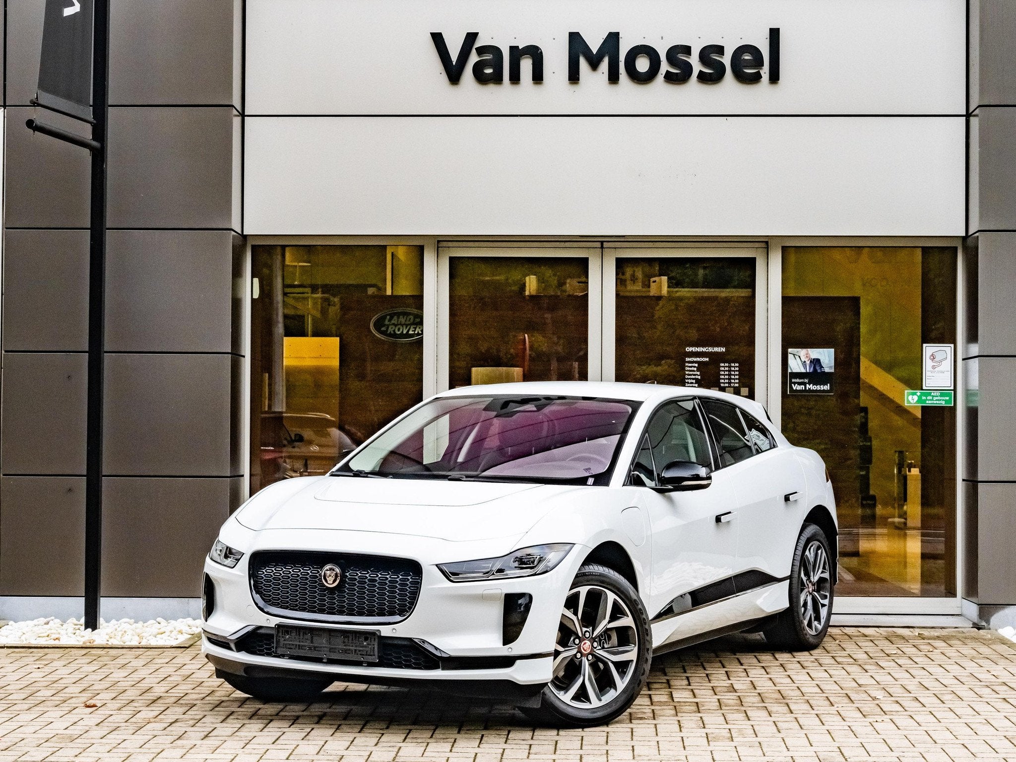 Jaguar I-PACE EV400 SE, Autos, Cuir, Achat, 750 kg, Entreprise