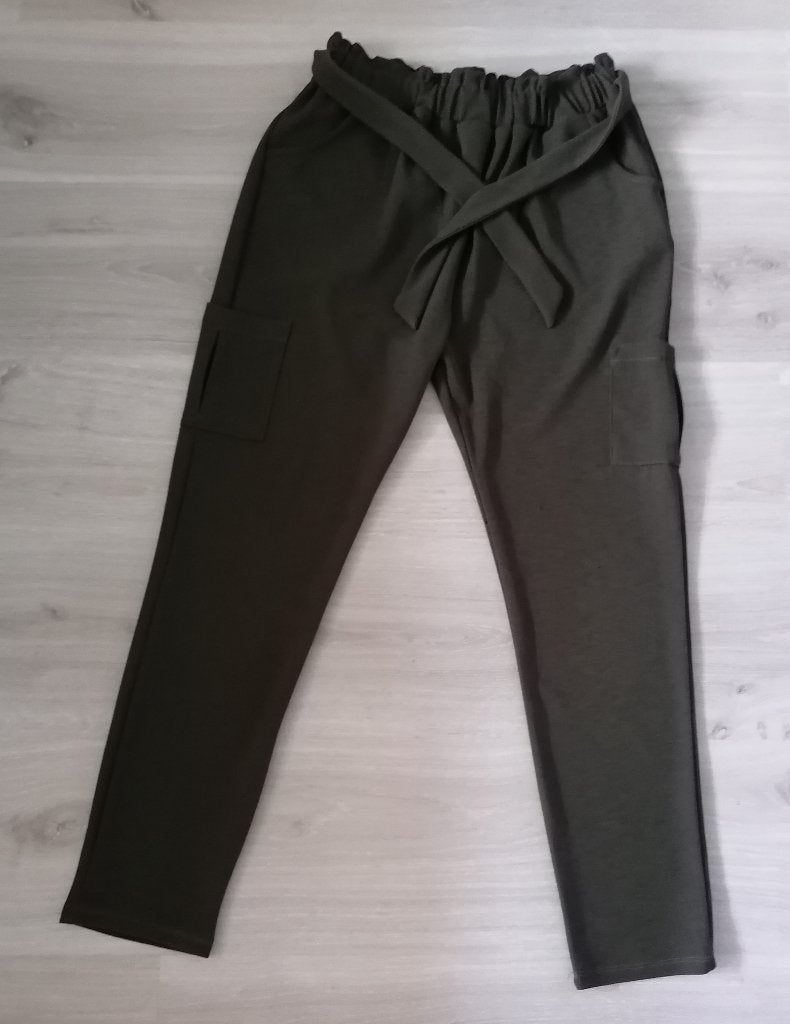 Broek met striklint,maat 158, Enfants & Bébés, Vêtements enfant | Taille 158, Enlèvement ou Envoi, Comme neuf, Fille, Pantalon