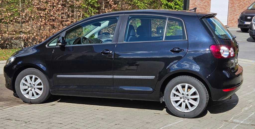 Volkswagen Golf Plus 1.2 TSI - slechts 40.000 km, Voorwielaandrijving, Leder en Stof, Zwart, 5 zetels