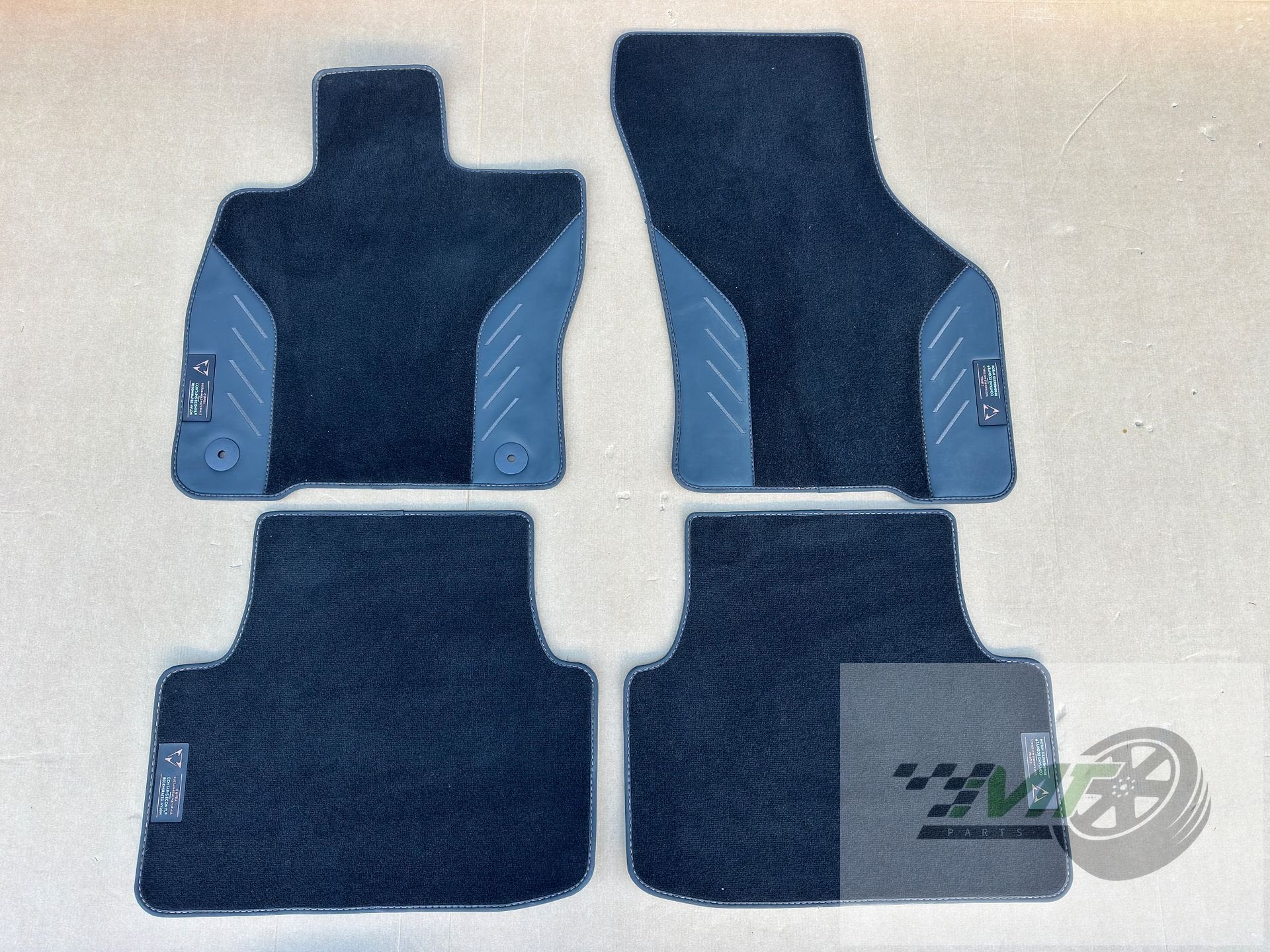 Cupra LEON FORMENTOR Mattenset 5FG863011 Extreme pack OEM, - SEAT S.A., -, 3 mois de garantie, Utilisé