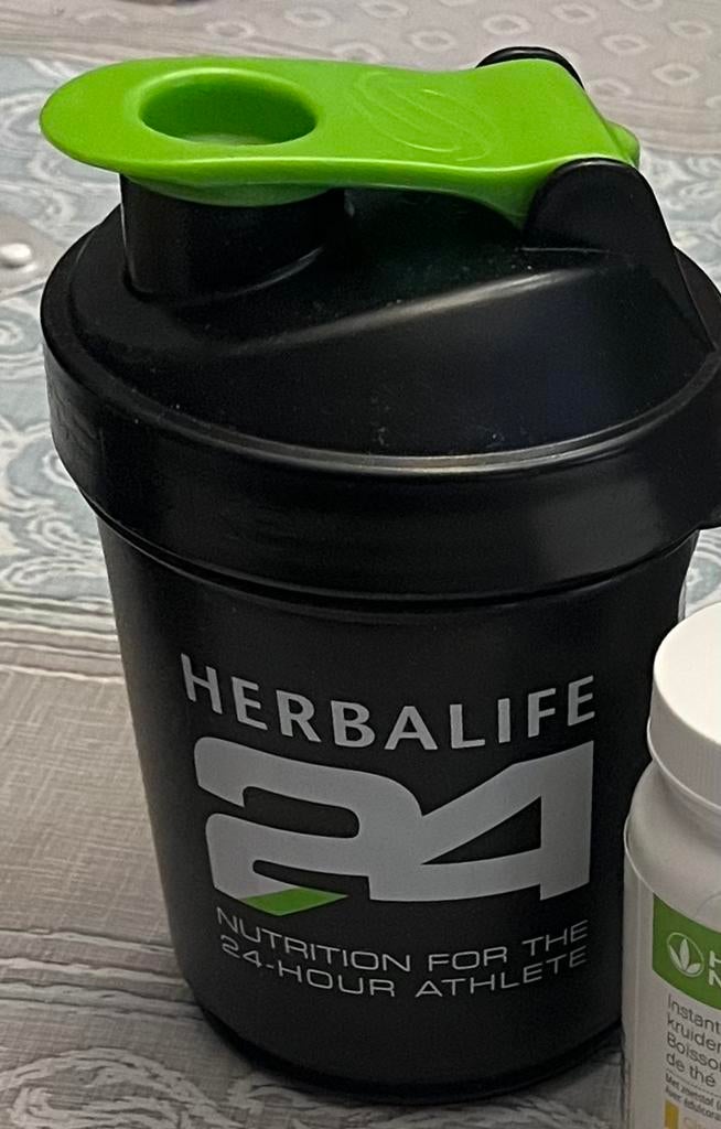 Nouveau shaker Herbalife, Envoi, Neuf