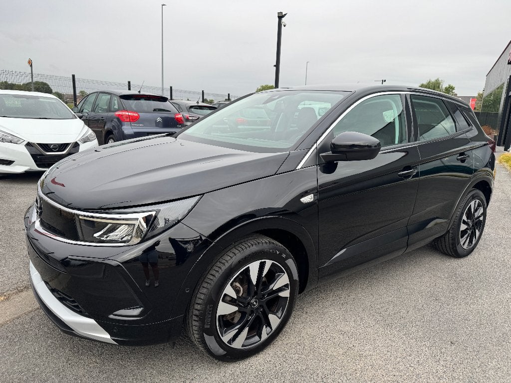 Opel Grandland 1.2 benzine camera carplay cruise pdc, Dealer onderhouden, Stof, 1199 cc, https://public.car-pass.be/vhr/55383e99-7bbb-4915-9fda-f91ce5255e9c