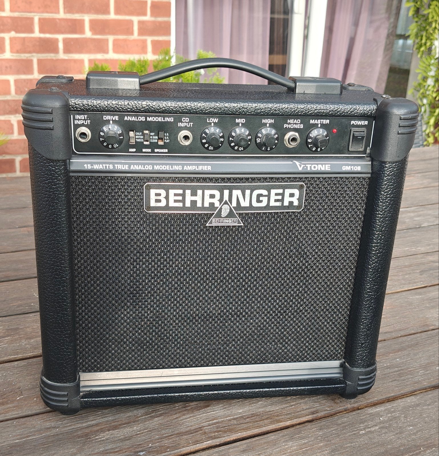 Gitaar versterker Behringer 15W, Musique & Instruments, Enlèvement, Comme neuf, Guitare, Moins de 50 watts