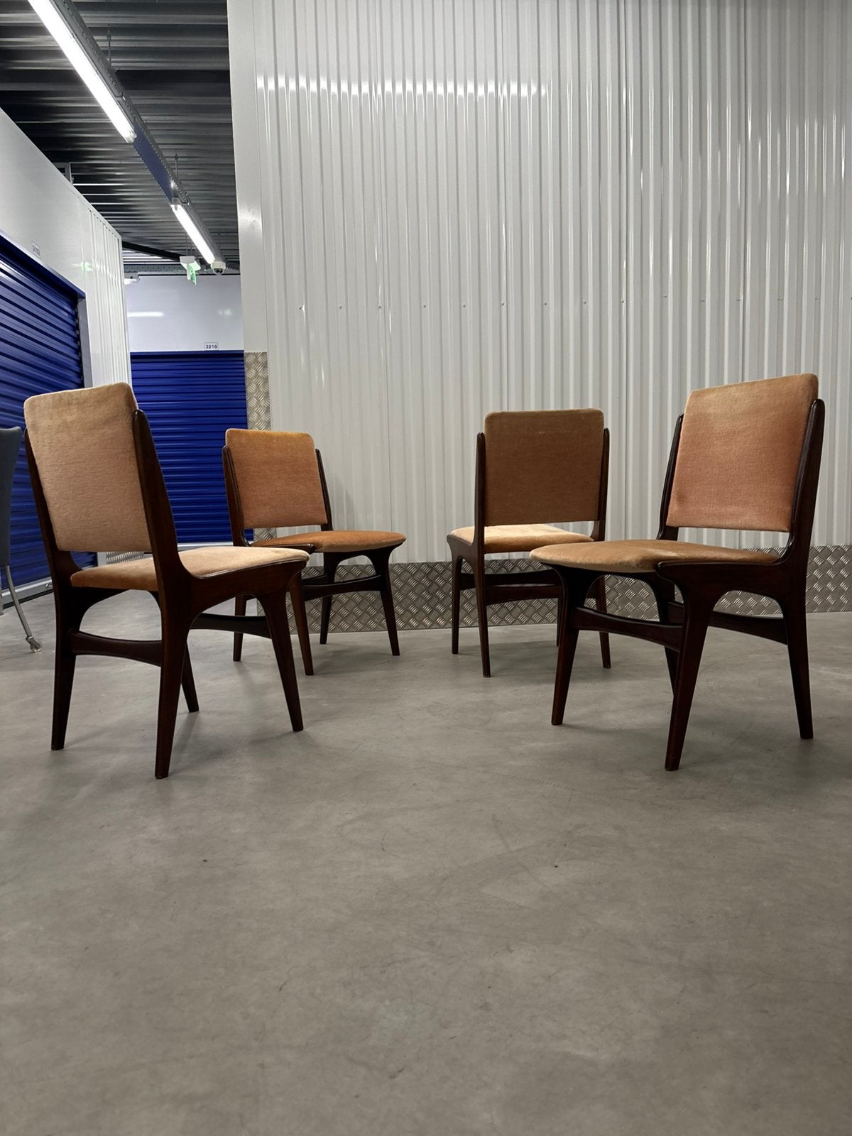4 Majhongg stoelen teak, Ophalen, Zo goed als nieuw