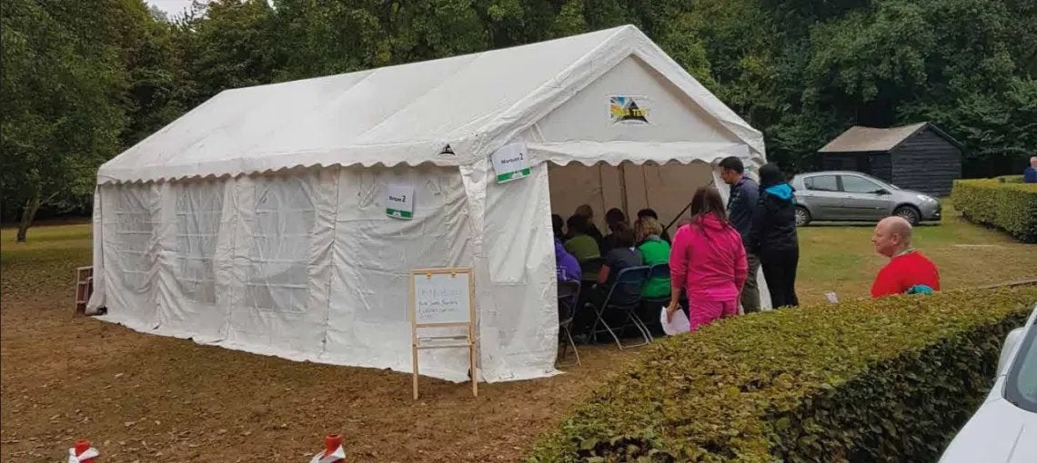 Grote tent, Tuin en Terras, Ophalen, Zo goed als nieuw