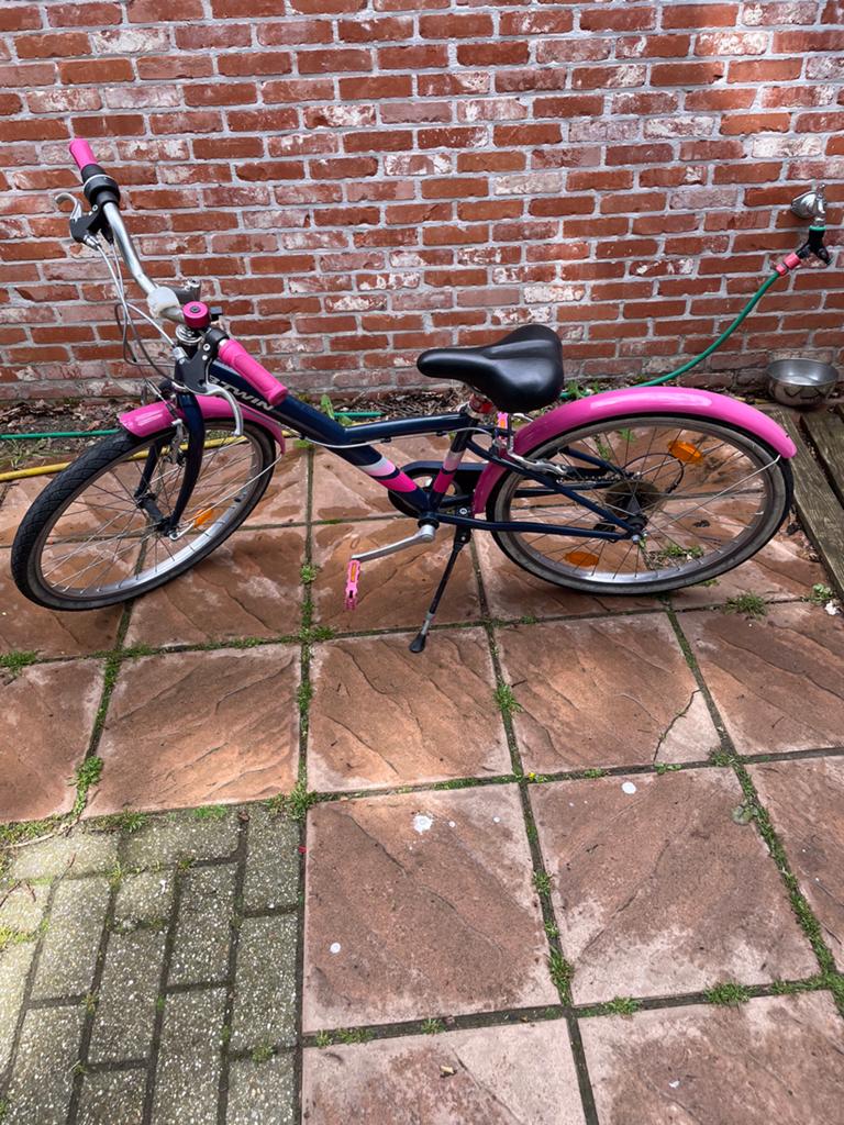 Meisjesfiets 24 inch Btwin, Fietsen en Brommers, Ophalen, Zo goed als nieuw, 24 inch, Versnellingen