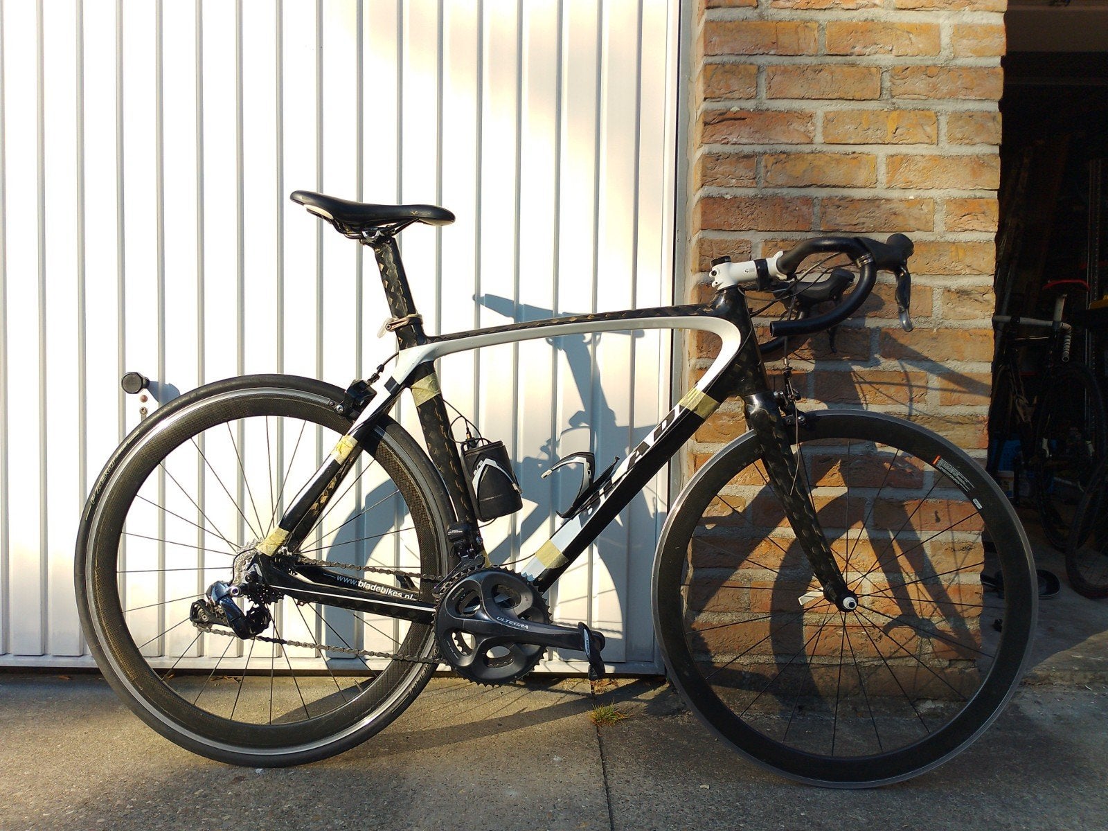 Carbon racefiets di2 11 speed ultegra met carbon wielen, Vélos & Vélomoteurs, Vélos | Vélos de course, Utilisé, Hommes, Plus de 20 vitesses