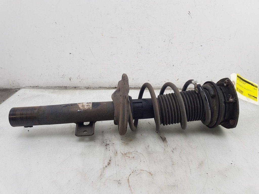 AMORTISSEUR OU ABSORBEUR DE CHOC AVANT DROIT Ibiza V (KJB), Utilisé, Seat