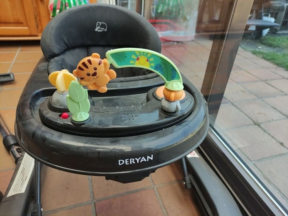 Deryan Luxe 2-1 loopstoel - inclusief speelset en dienblad -, Ophalen of Verzenden