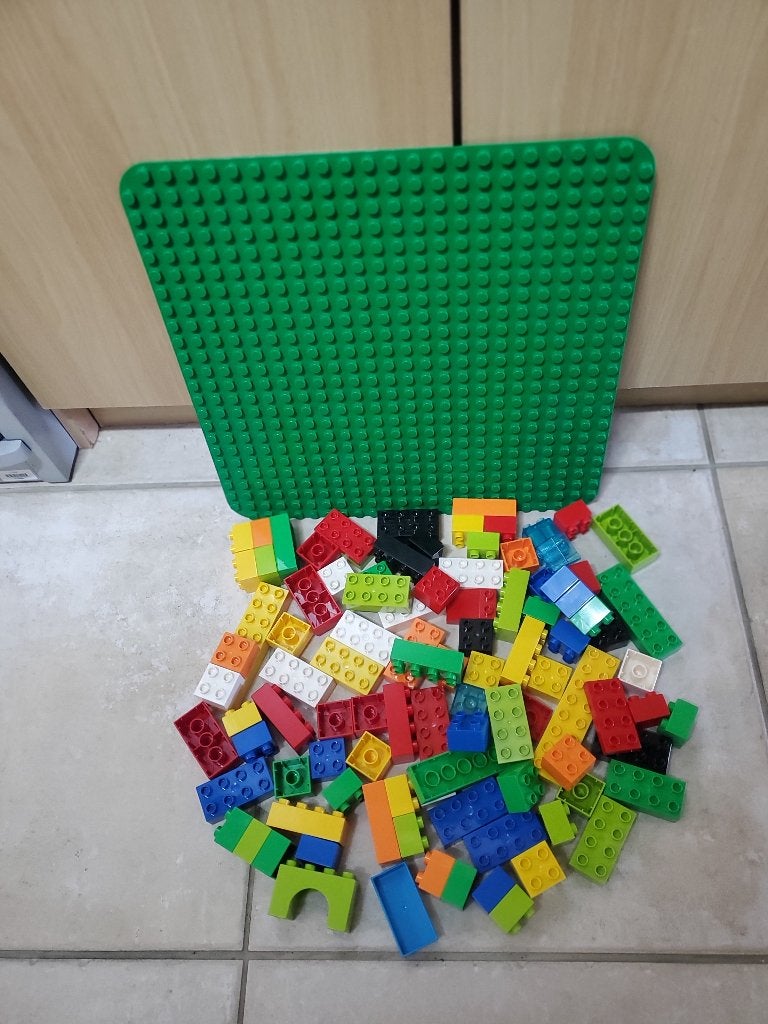 Lot lego duplo 100 pièces et plaque, Enlèvement ou Envoi, Utilisé, Duplo