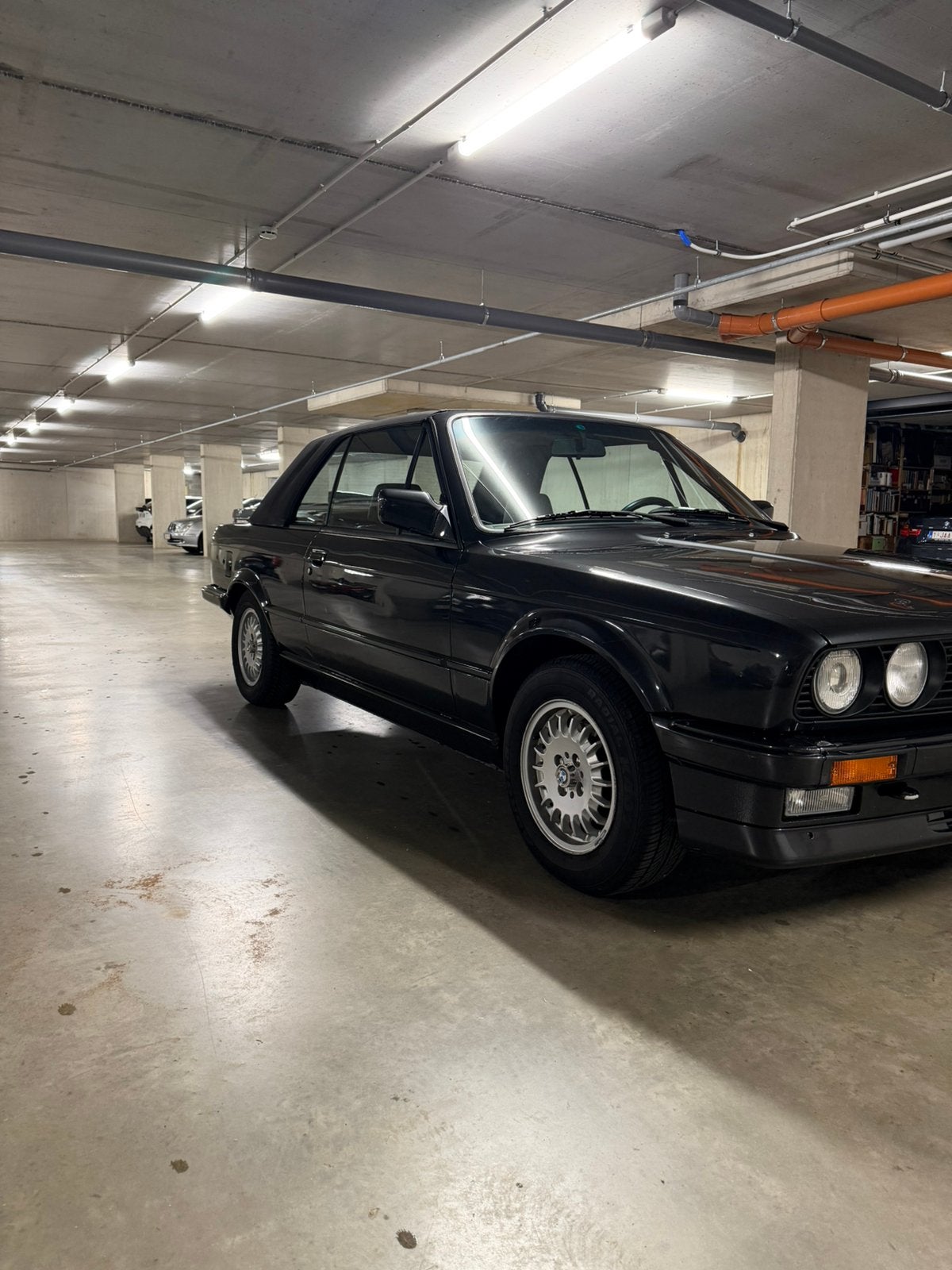 BMW E30 325i Cabrio, 4 zetels, Achterwielaandrijving, Zwart, Cabriolet