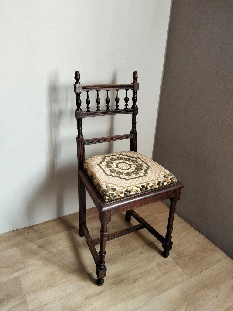 Ancienne chaise, Enlèvement
