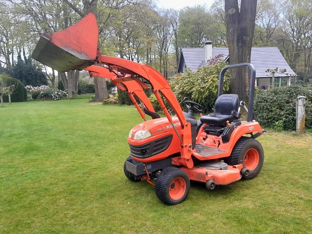 Kubota BX2660. 26 pk. hydrostaat. voorlader en middenmaaier, Gebruikt, Tot 2500, Tot 80 Pk, Ophalen