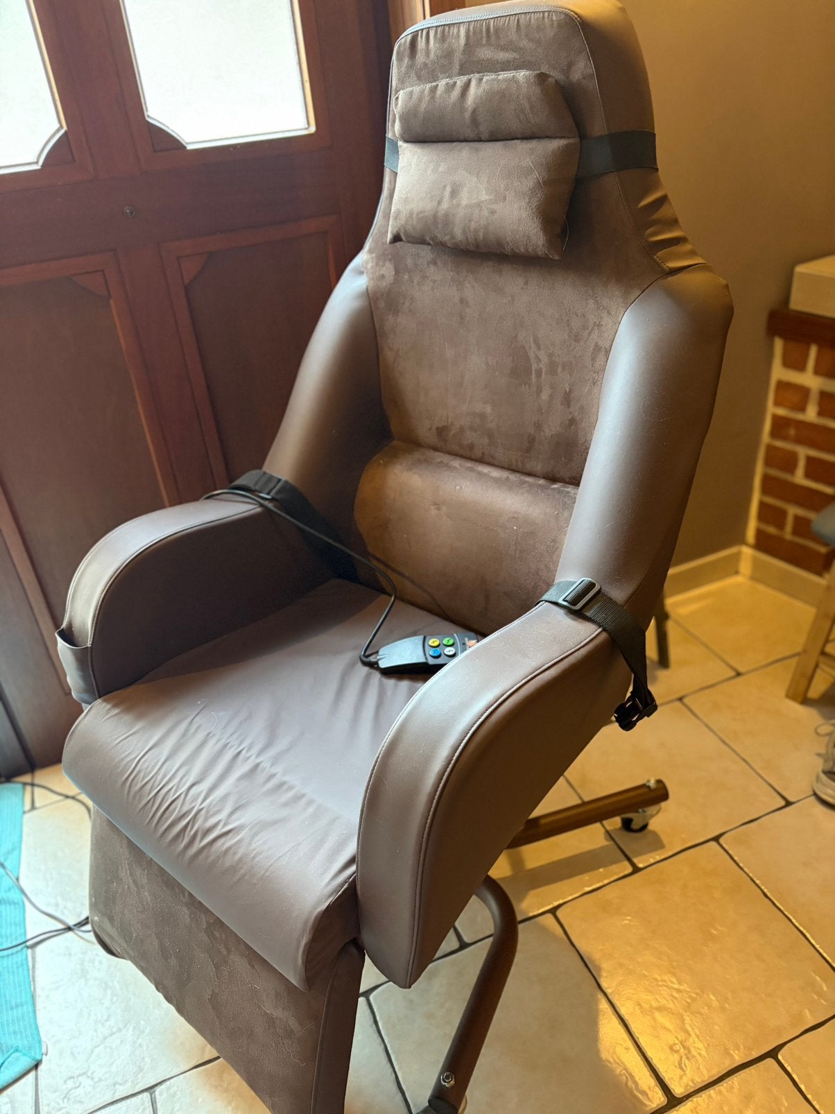 Fauteuil relax médical électrique, Neuf, Moins de 75 cm, Enlèvement, 50 à 75 cm