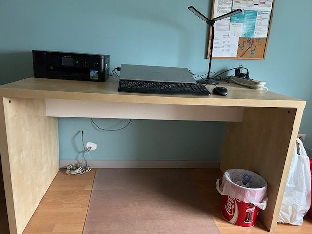 GRATIS bureau, Huis en Inrichting, Bureaus, Ophalen, Gebruikt