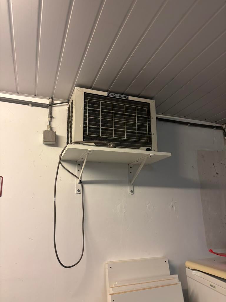 Chambre froide/ climatiseur, Enlèvement, Comme neuf