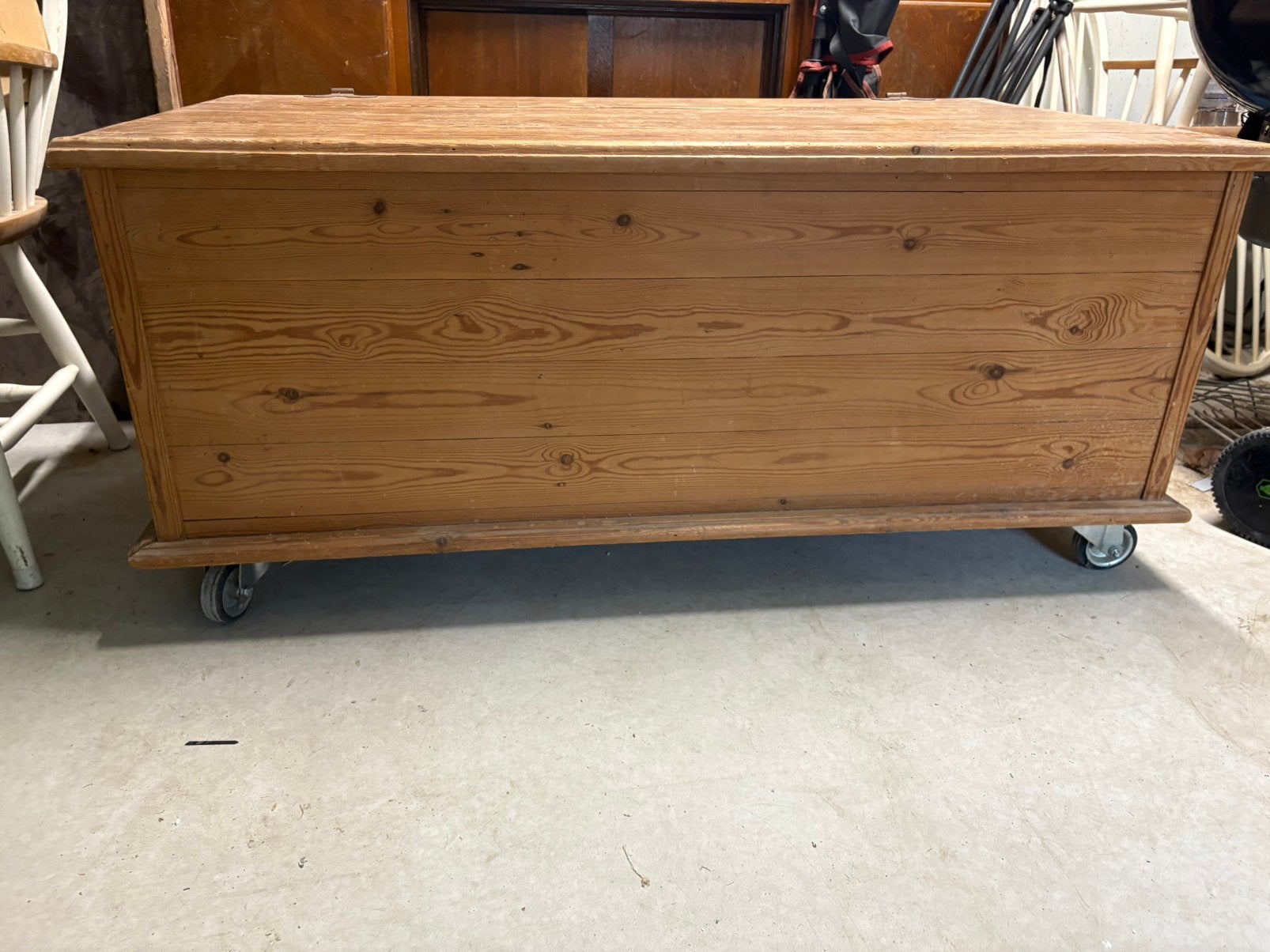 Houten opbergkist op wieltjes 65x122cm, Huis en Inrichting, Ophalen, 50 – 75, Gebruikt, 100 tot 150 cm