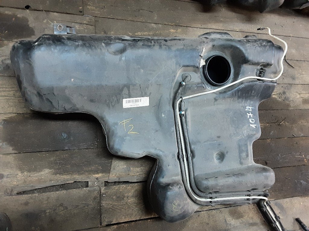 RESERVOIR CARBURANT Audi TT (8N3) (01-1998/10-2006), Auto-Union-Straße  1,
85057  Ingolstadt, DE, Info@audi.de, Audi, Utilisé