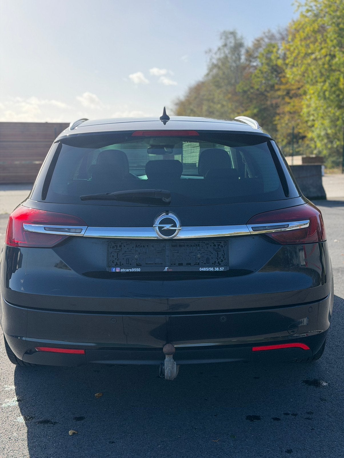 Opel Insignia Sport Tourer 2.0 CDTI DIESEL 2015, Auto's, Beige, Zwart, Leder, Bedrijf