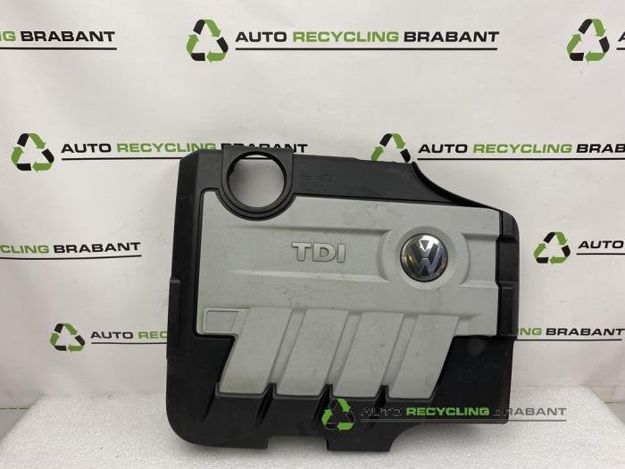 Couverture moteur d'un Volkswagen Passat, -, 3 mois de garantie, Utilisé, -