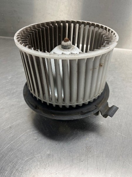 KACHEL VENTILATORMOTOR Nissan NV 200 (M20M) (|349000612|), Gebruikt, Germany@nissan-services.eu, Kronenweg 38
50389  Wesseling, DE